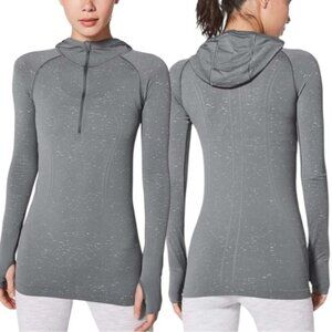 Lululemon Swiftly Tech Top Hooded 1/2 Zip Size 8 Nebula / White Gray